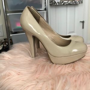 Guess heels